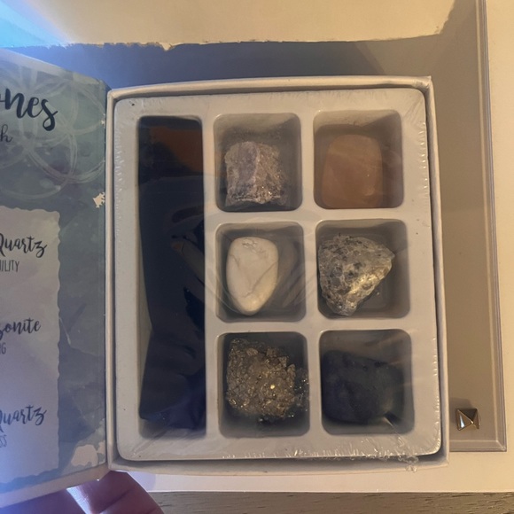 New Meditation Stones that will allow for all the energy you are channeling - Picture 3 of 4